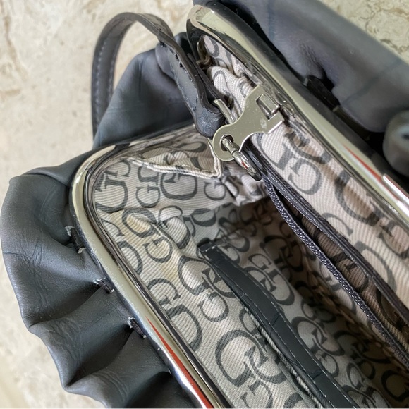 Small Evening Clutch Handbag Rhinestones Faux Grey Leather Animal Print Guess - Picture 8 of 13